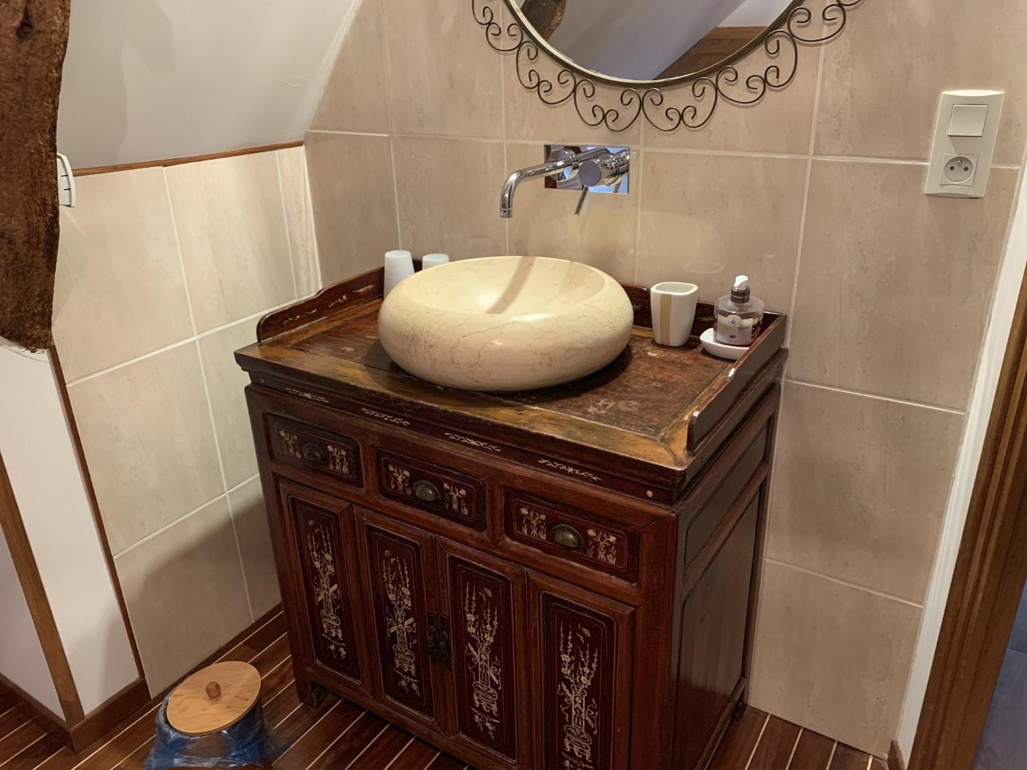 Le Clos Des Tilleuls: D-day With Private Experiences Guest house 3*